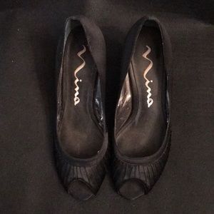 Women’s Nina heels